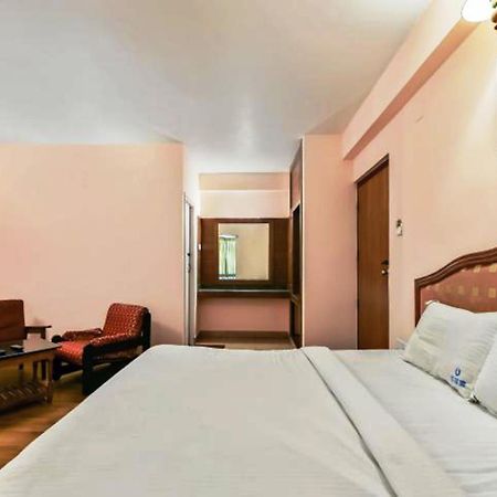 Hotel Blue Bird Ooty Buitenkant foto