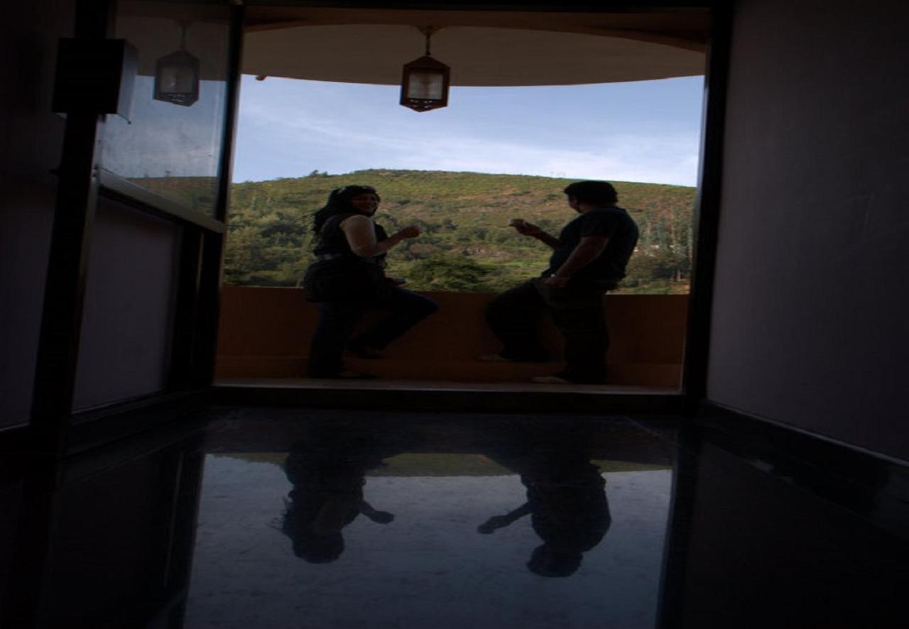 Hotel Blue Bird Ooty Buitenkant foto