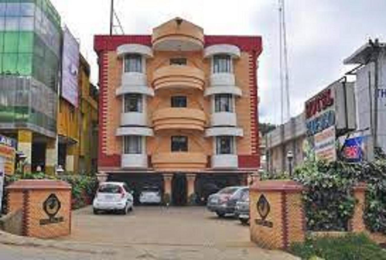Hotel Blue Bird Ooty Buitenkant foto