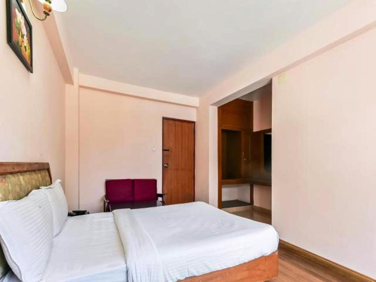 Hotel Blue Bird Ooty Buitenkant foto