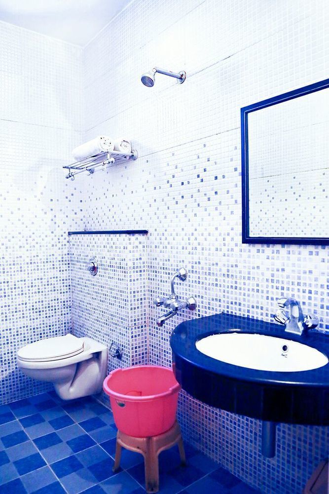 Hotel Blue Bird Ooty Buitenkant foto