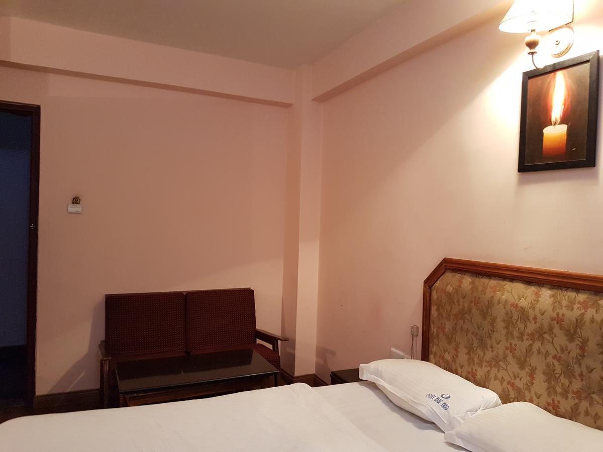 Hotel Blue Bird Ooty Buitenkant foto