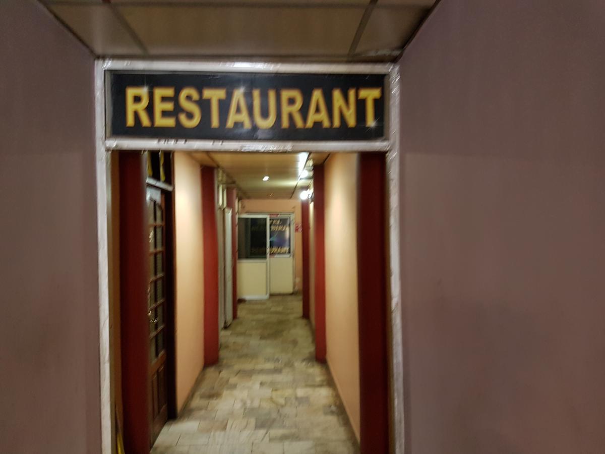 Hotel Blue Bird Ooty Buitenkant foto