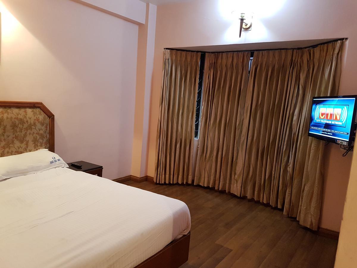 Hotel Blue Bird Ooty Buitenkant foto